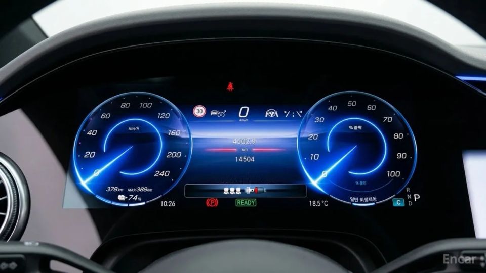 Mercedes-Benz EQE