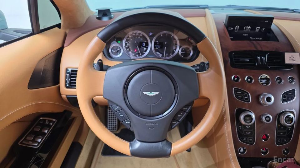 Astonmartin Rapide