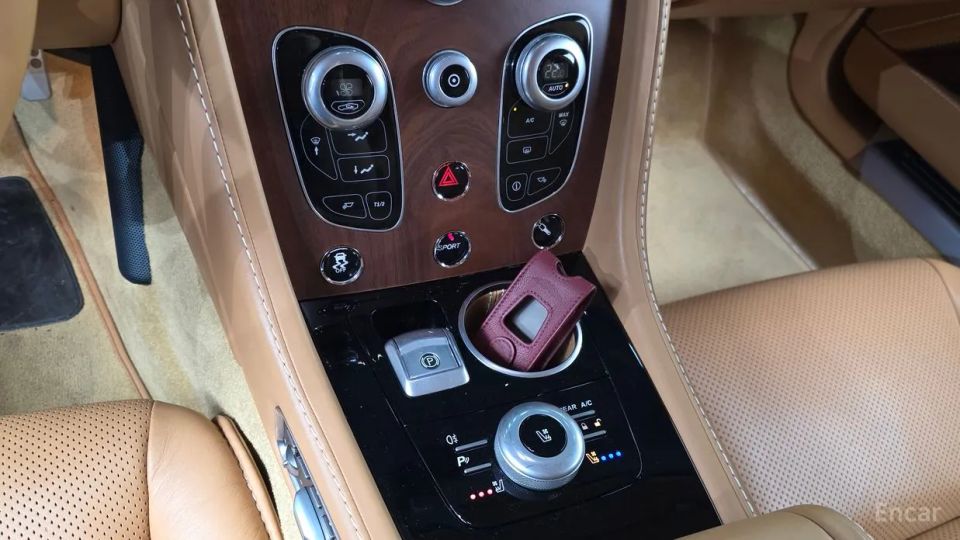 Astonmartin Rapide