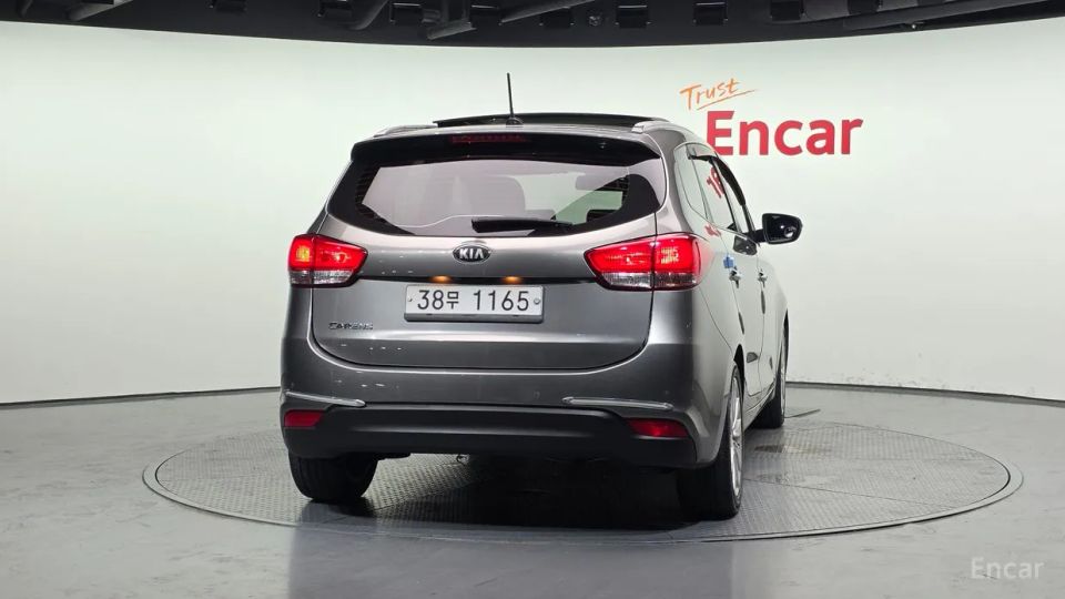 Kia Carens