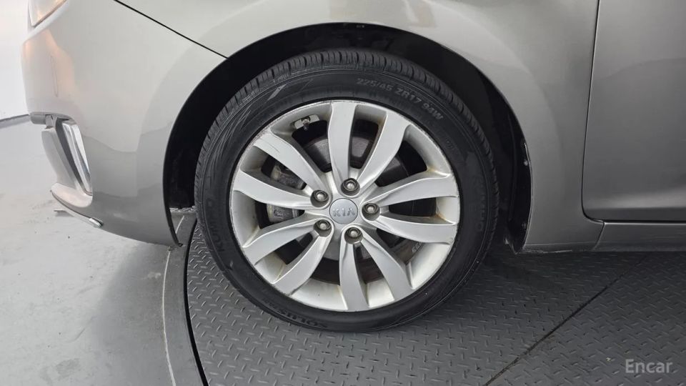 Kia Carens