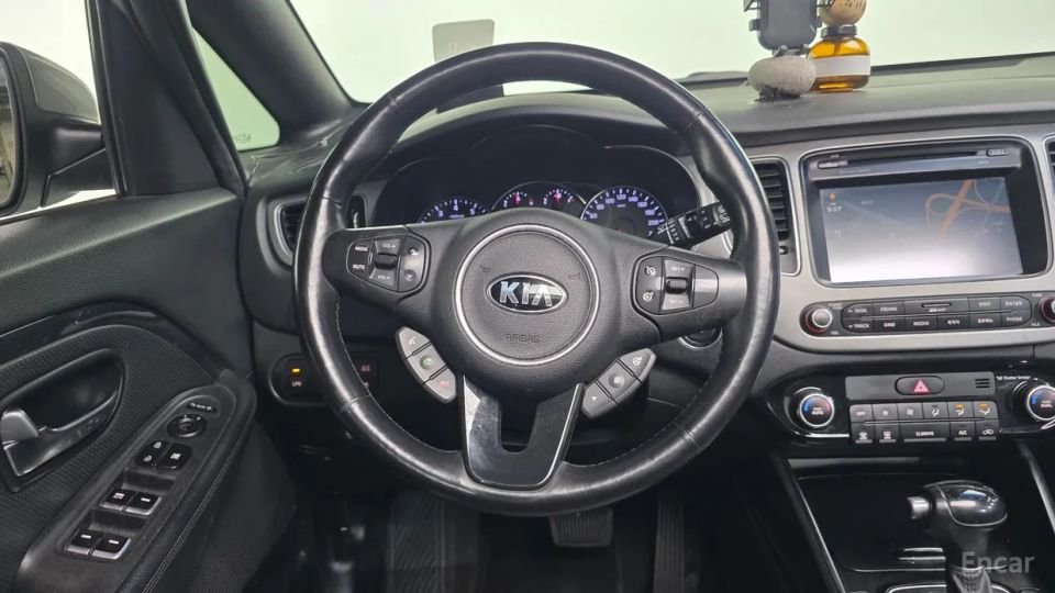Kia Carens