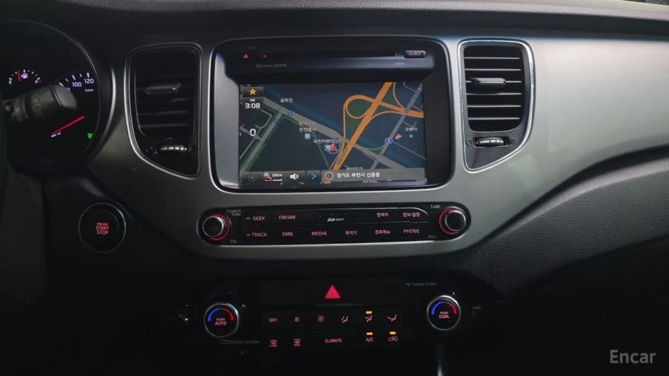 Kia Carens