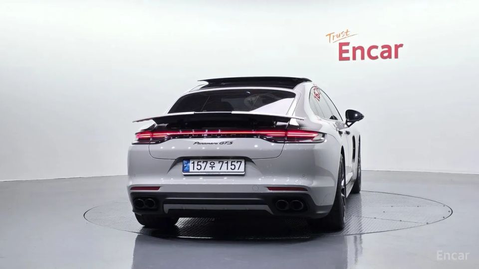 Porsche Panamera
