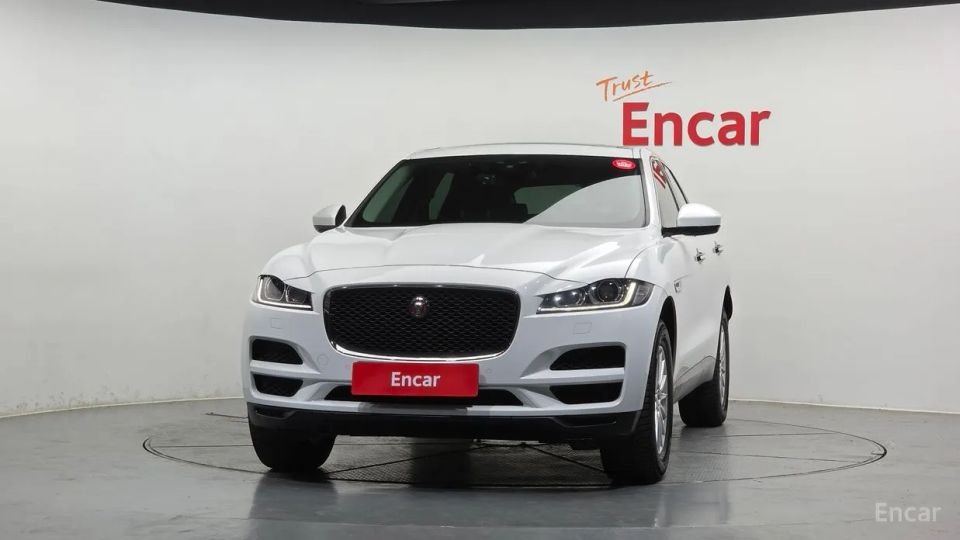 Jaguar F-PACE