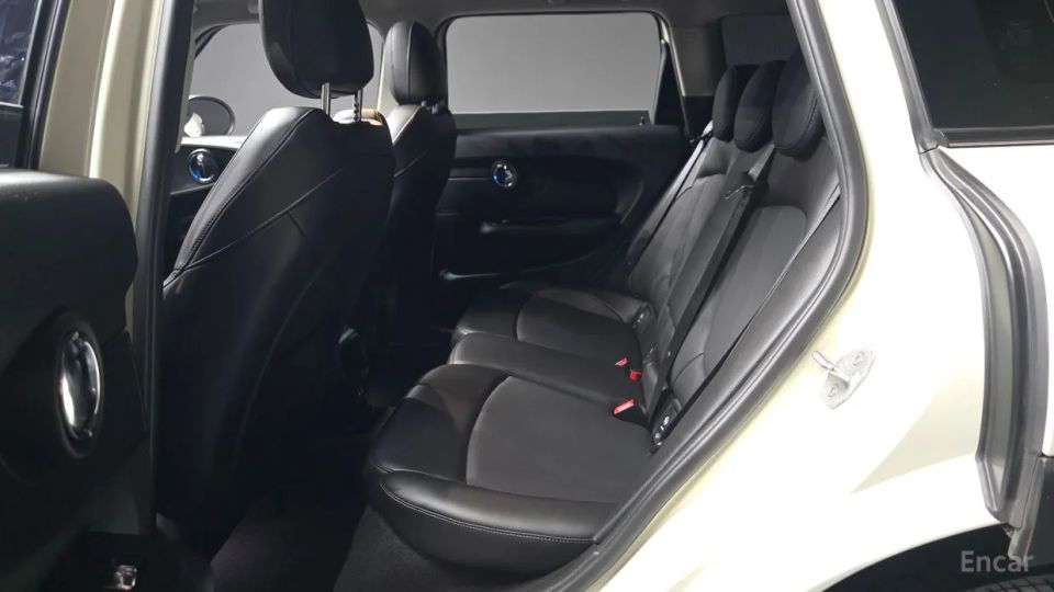 Mini clubman
