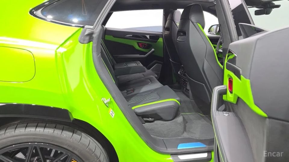 Lamborghini urus