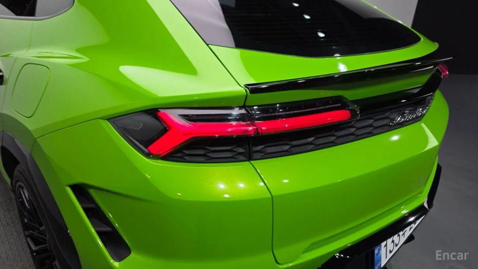 Lamborghini urus
