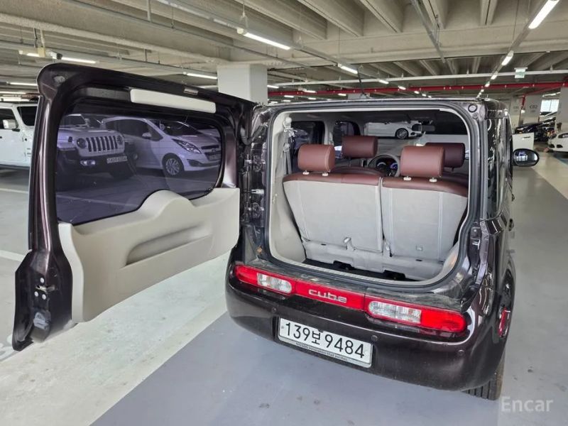 Nissan Cube
