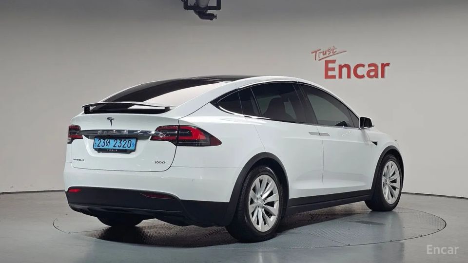 Tesla model-x
