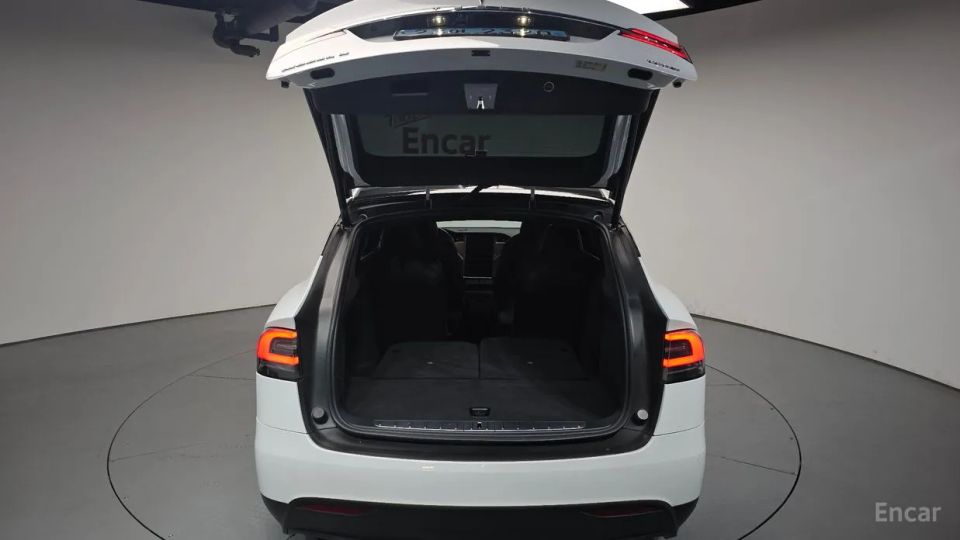 Tesla model-x