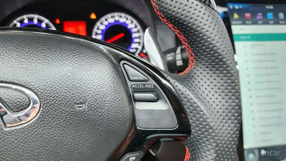 Infiniti G