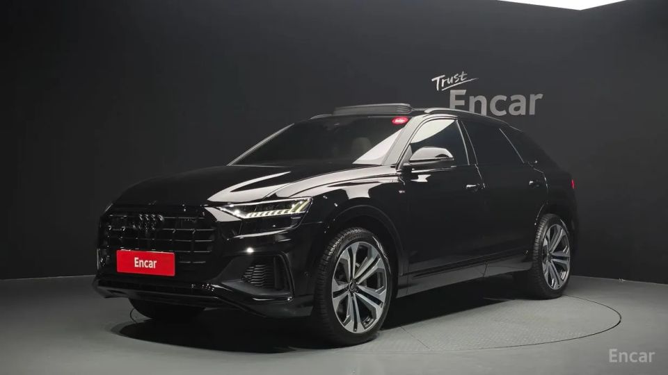 Audi Q8