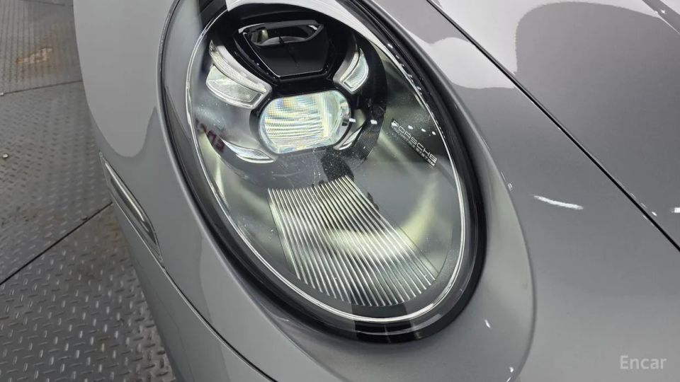 Porsche 911