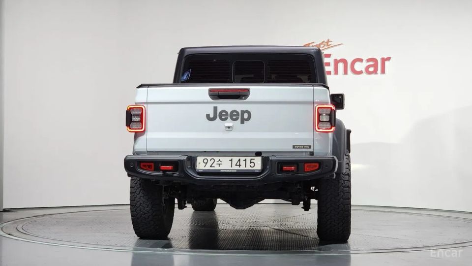 Jeep gladiator