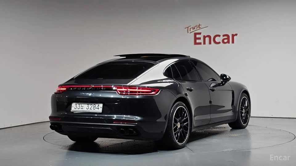 Porsche Panamera
