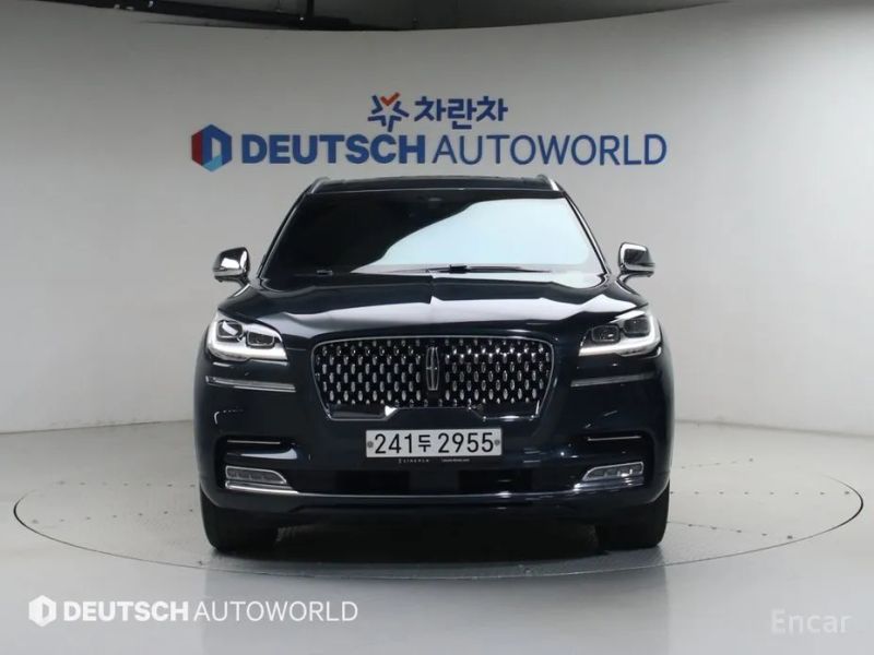 Lincoln Aviator
