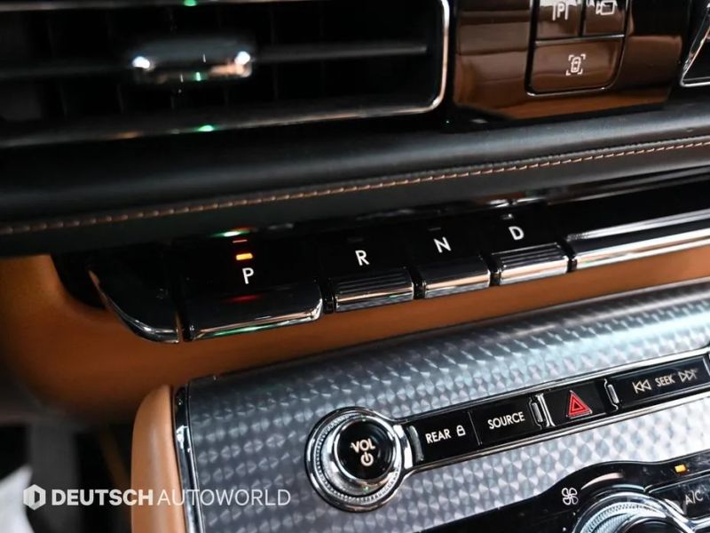 Lincoln Aviator