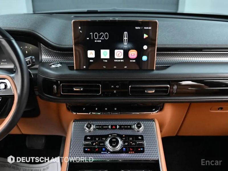 Lincoln Aviator