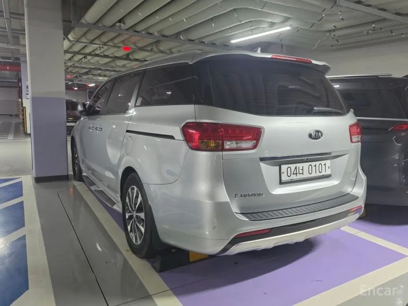 Kia Canival