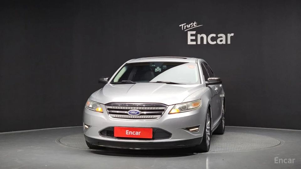 Ford Taurus