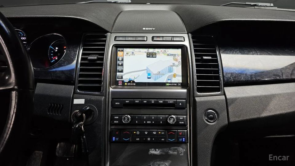 Ford Taurus