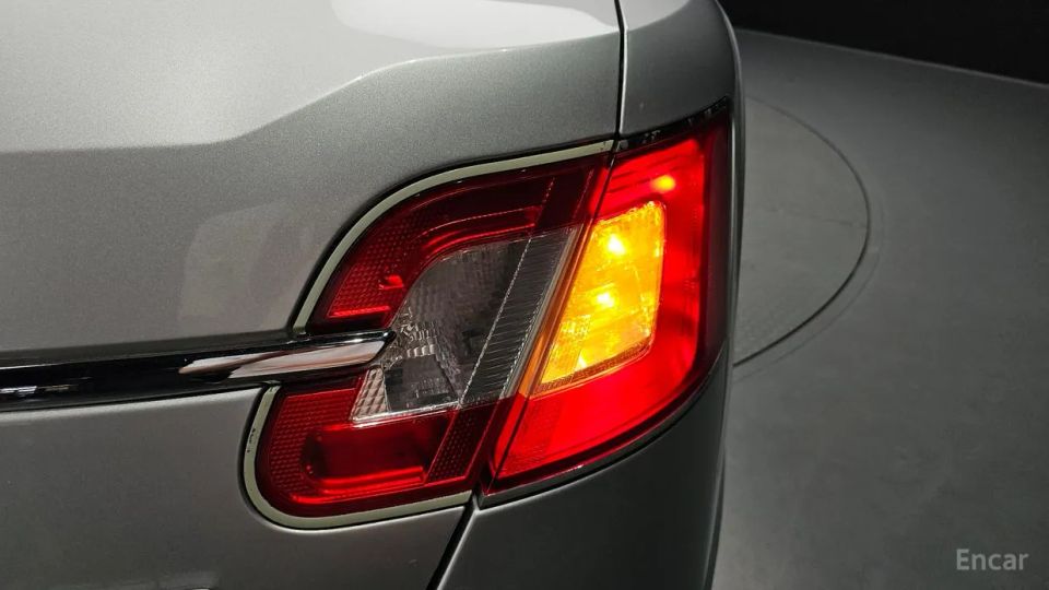Ford Taurus