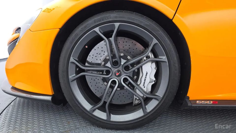 Mclaren 650S