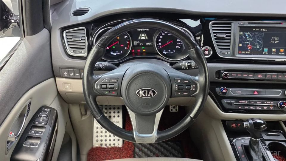 Kia Canival