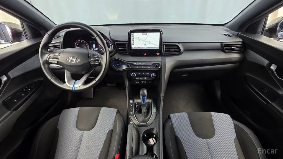 Hyundai Veloster