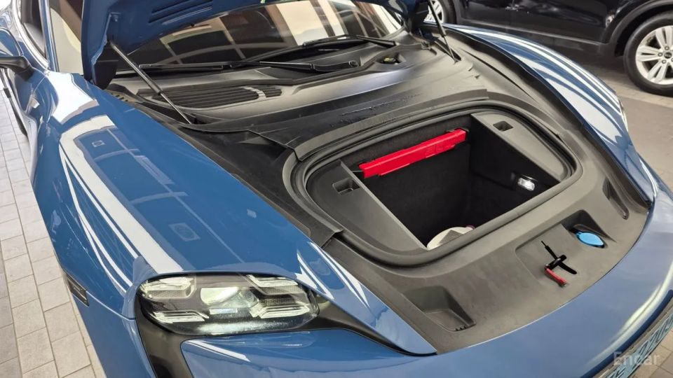 Porsche Taycan