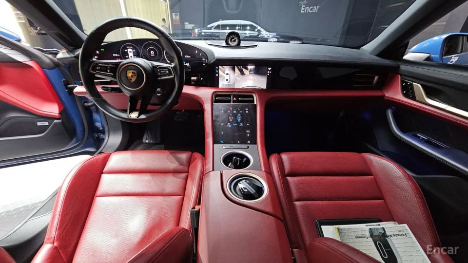 Porsche Taycan