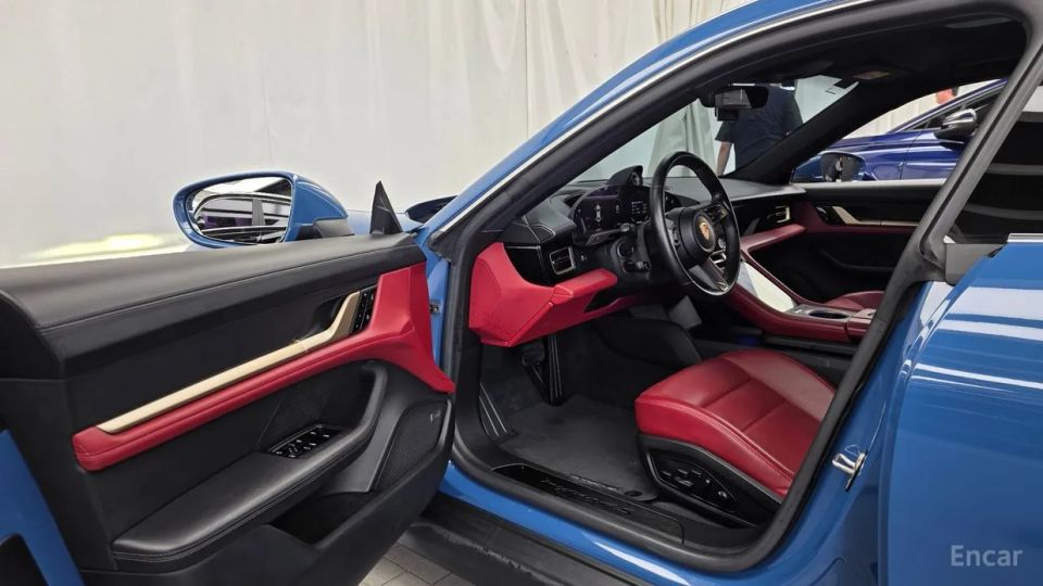 Porsche Taycan
