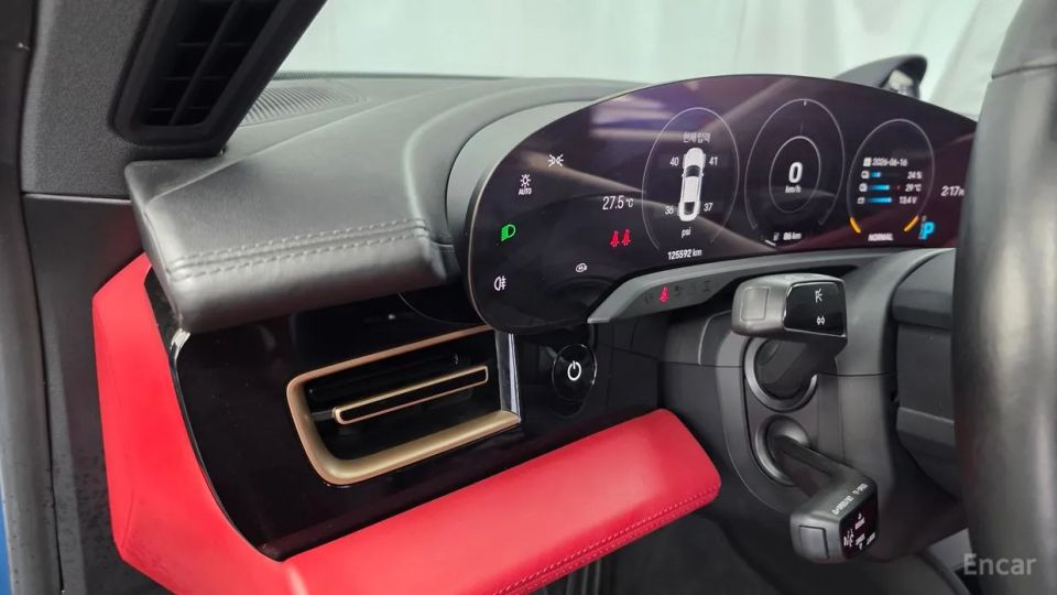 Porsche Taycan
