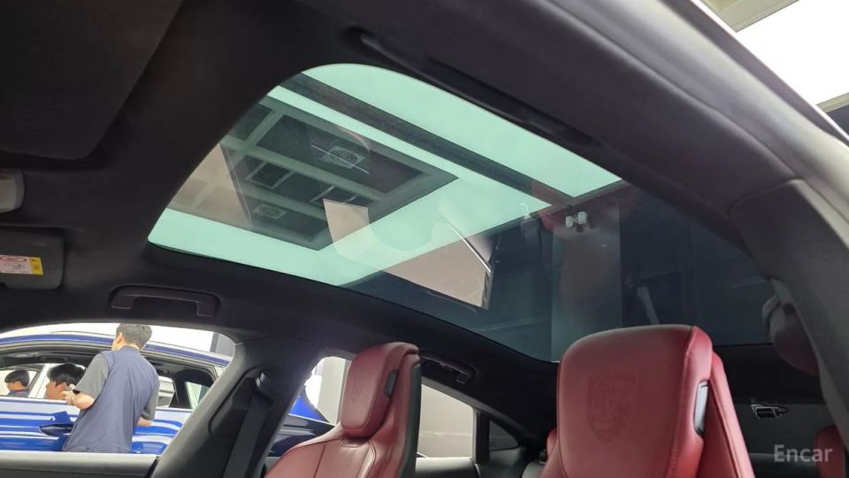 Porsche Taycan