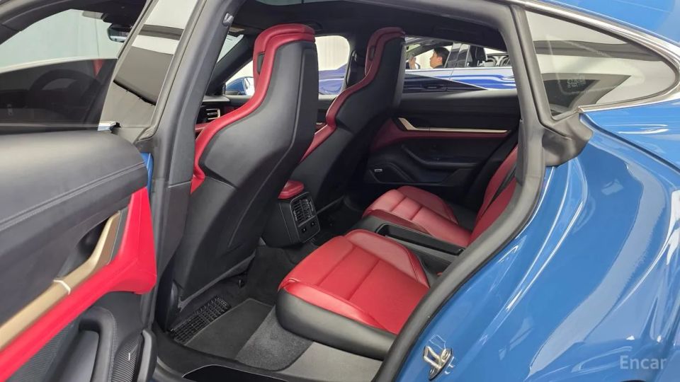 Porsche Taycan