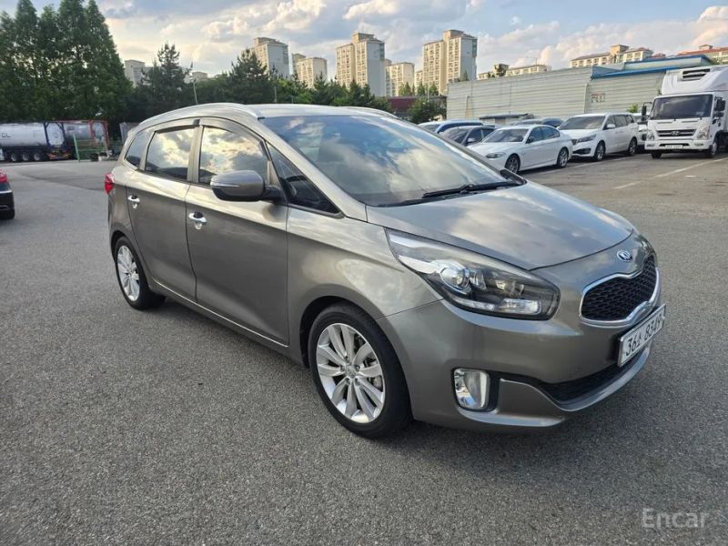 Kia Carens