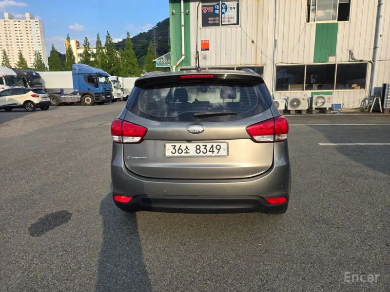 Kia Carens