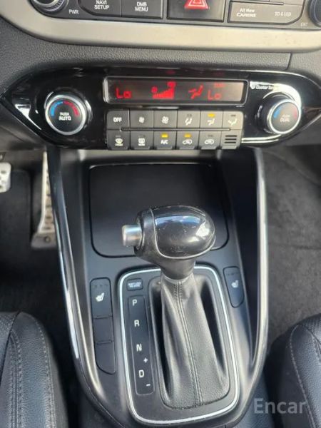 Kia Carens