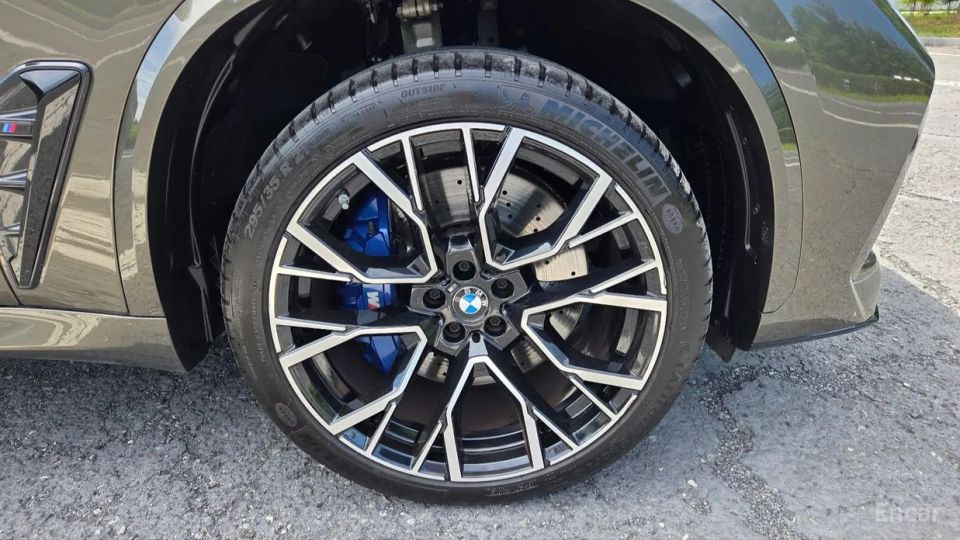 BMW X5M
