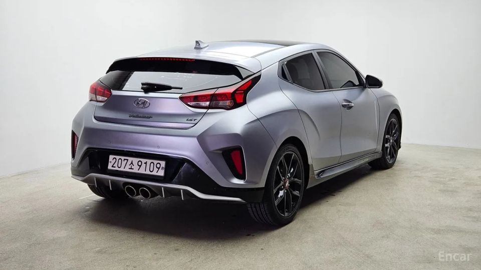 Hyundai Veloster