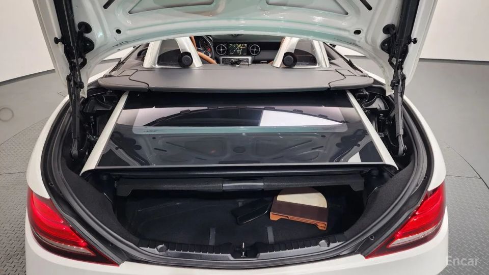 Mercedes-Benz SLC-Class