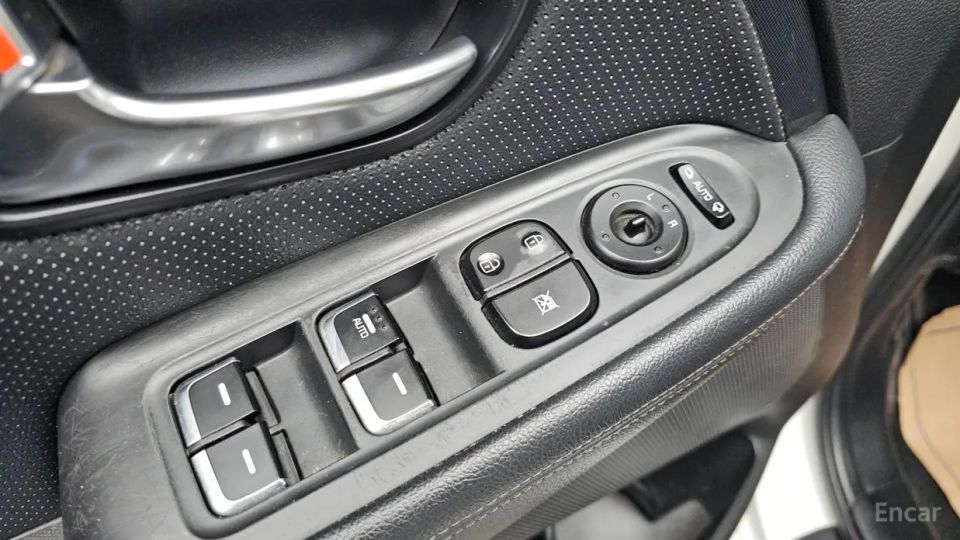 Kia Carens