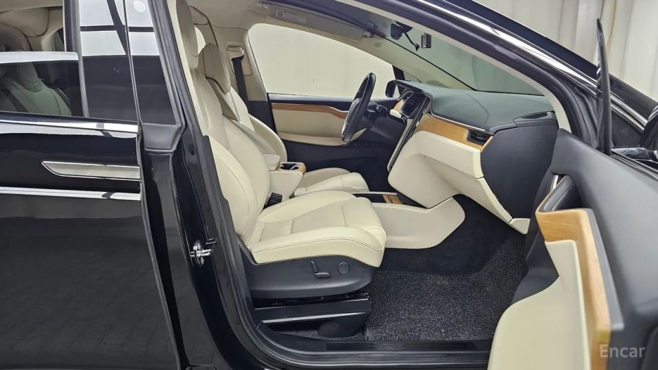 Tesla model-x