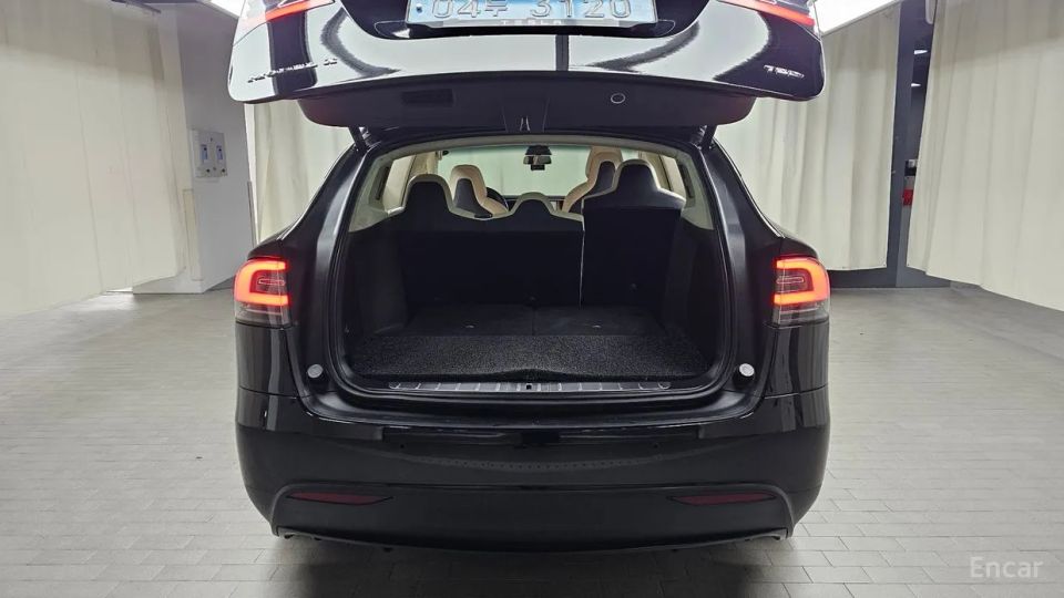 Tesla model-x