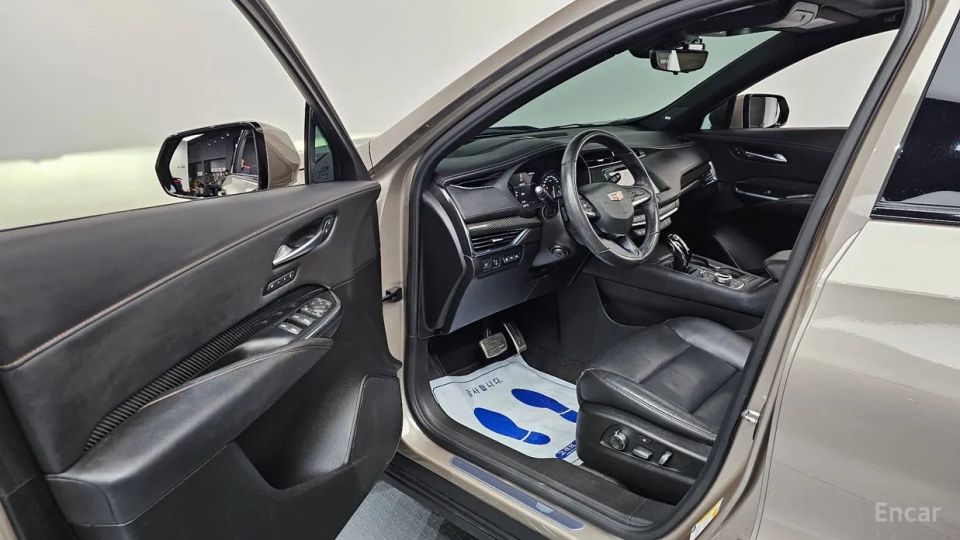 Cadillac XT4