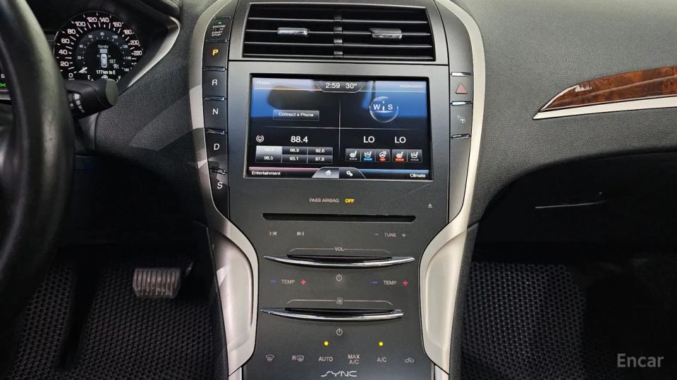 Lincoln MKZ