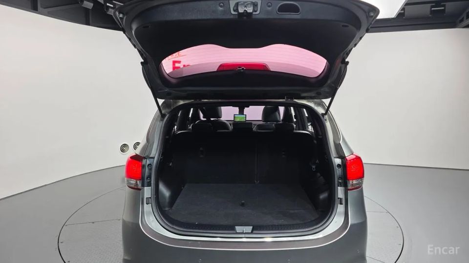 Kia Carens