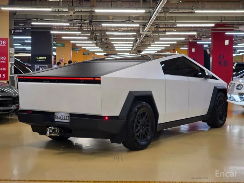 Tesla Cybertruck