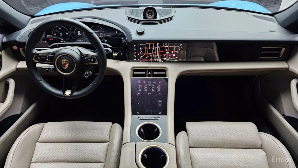Porsche Taycan